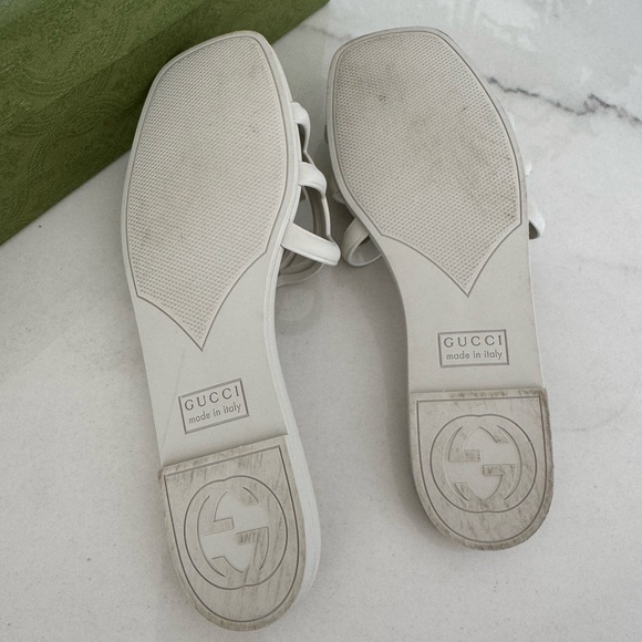 Gucci White Sandals with Interlocking G Logo - Picture 6 of 10